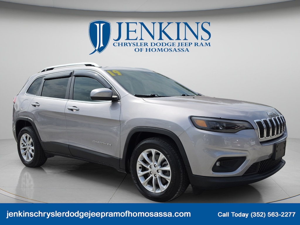 Certified 2019 Jeep Cherokee Latitude FWD SUV
