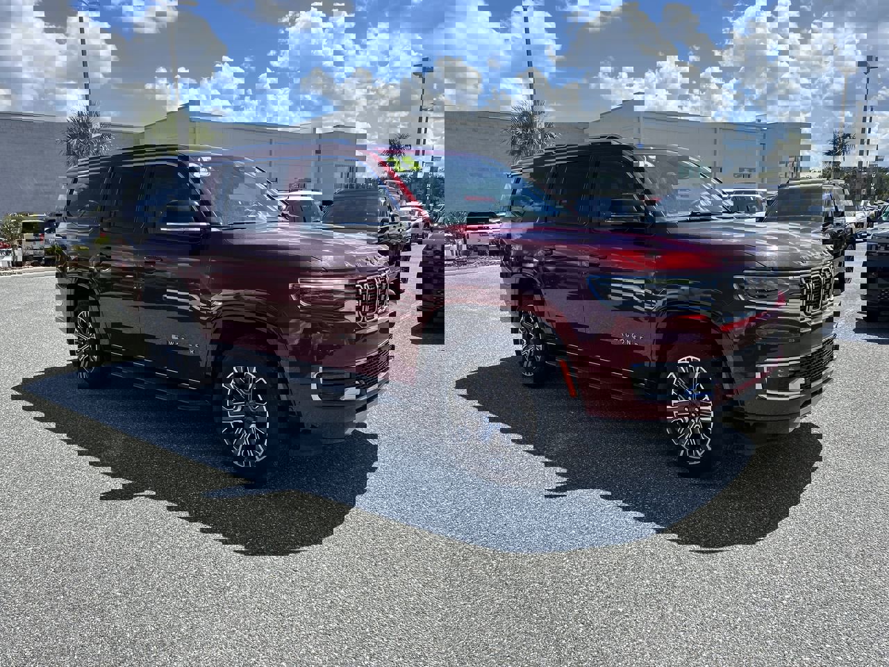 2024 Jeep Wagoneer L Series II photo 2