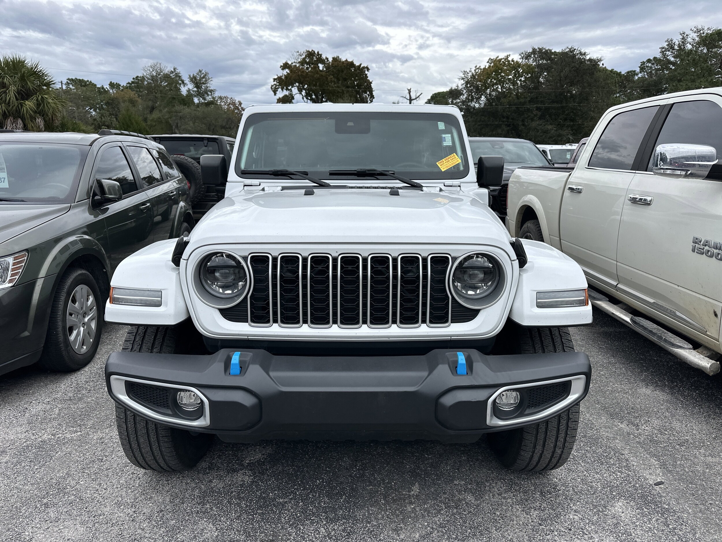 2024 Jeep Wrangler 4xe Sahara photo 2