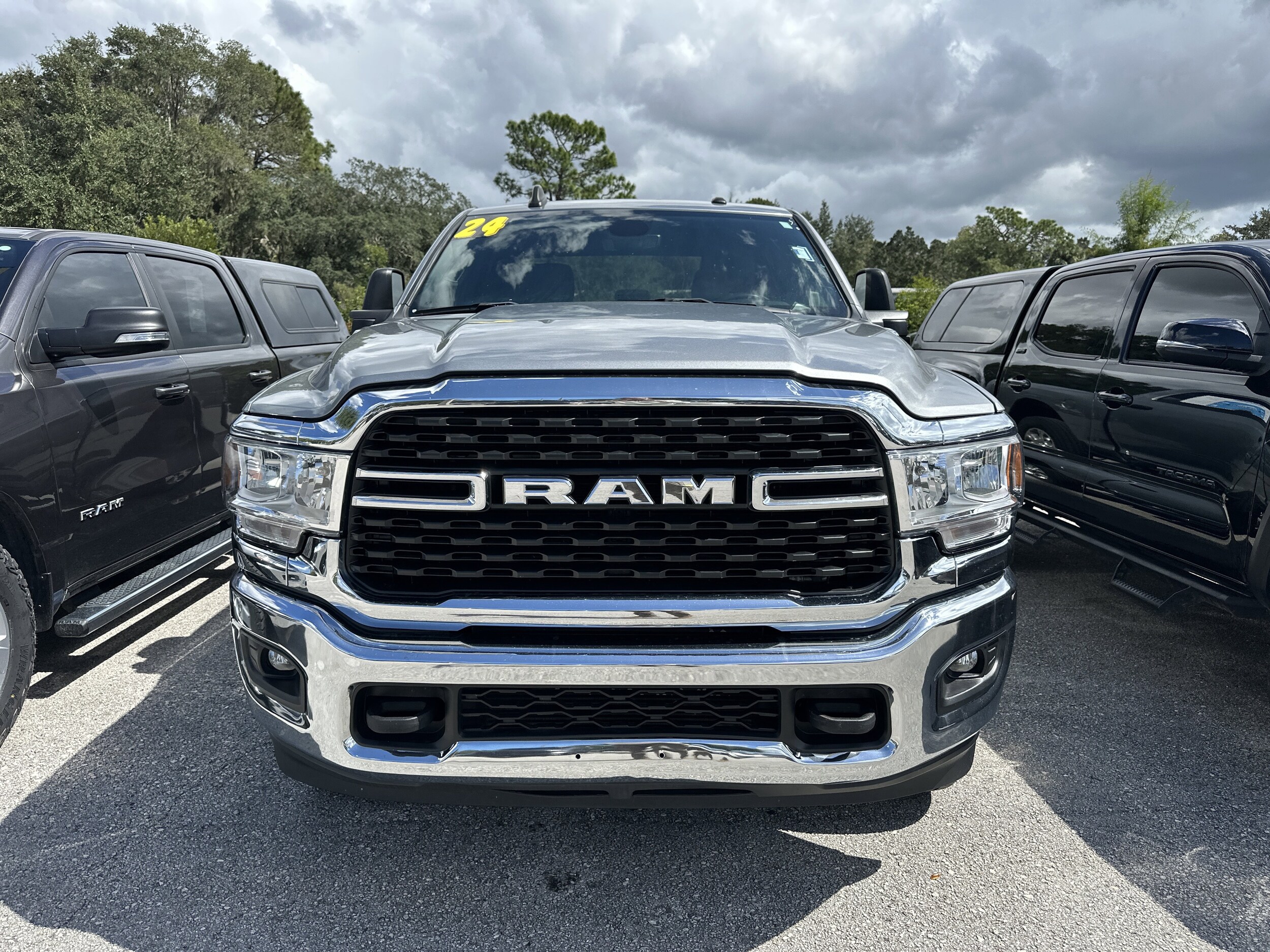 2024 Ram 2500 Big Horn photo 2