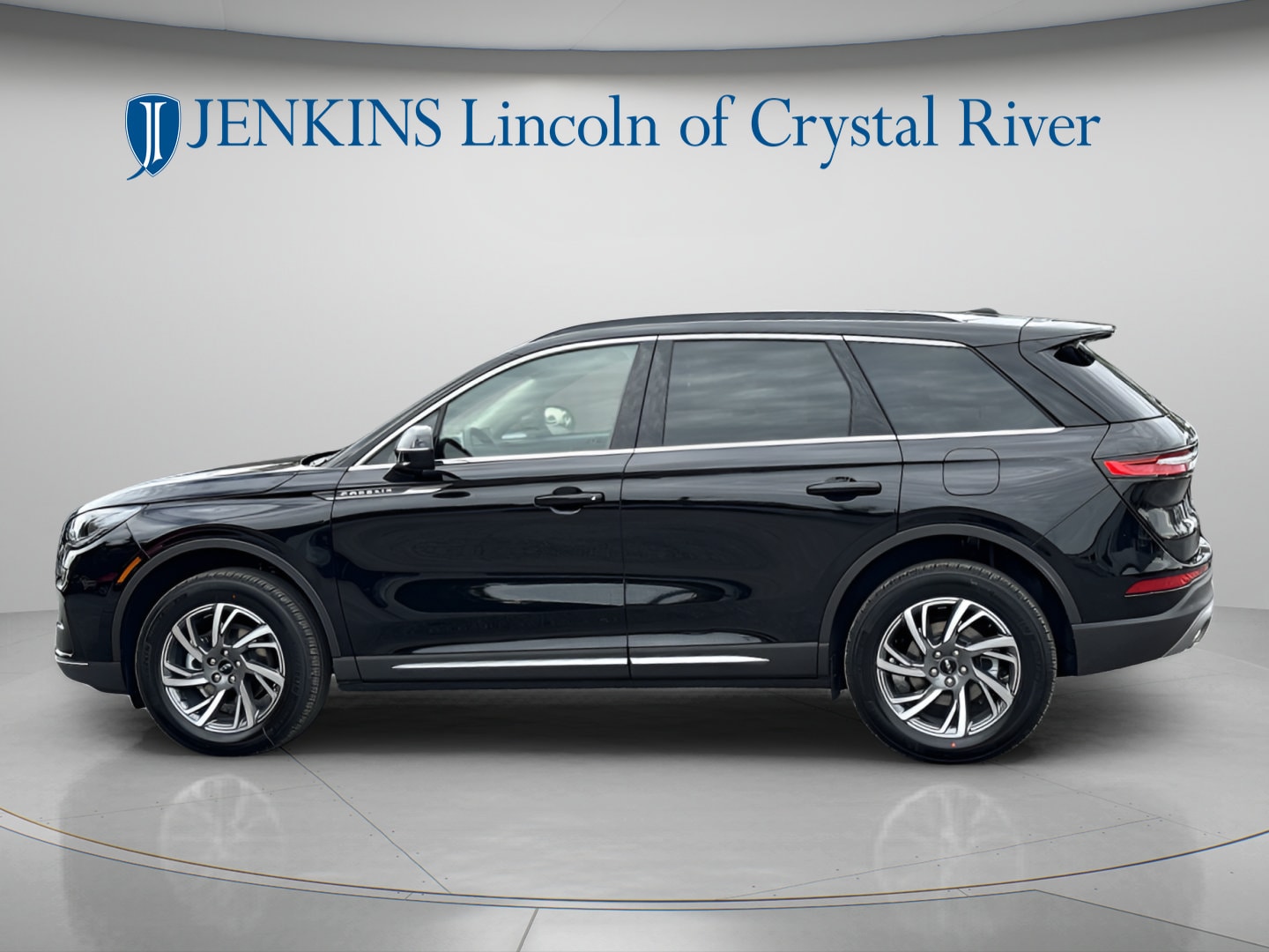 2026 Lincoln Corsair Premiere - Photo 11