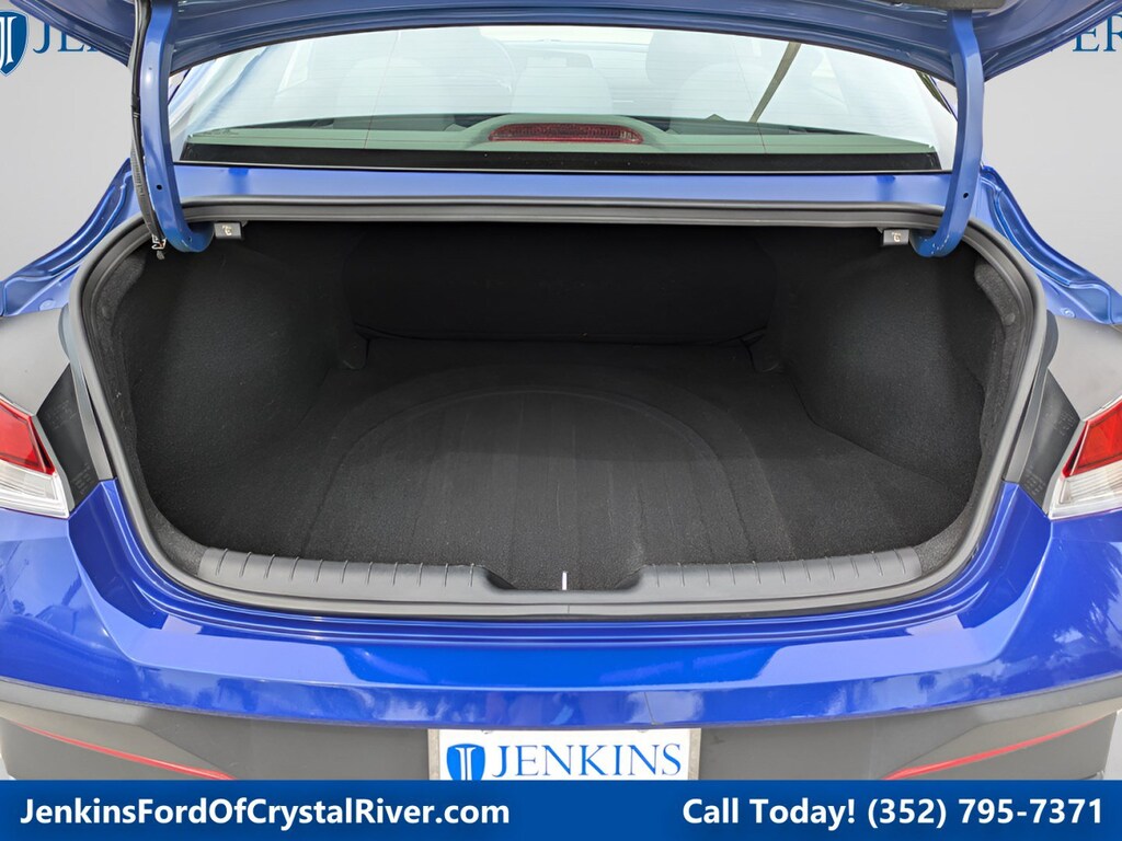 Used 2024 Hyundai Elantra SEL Sedan