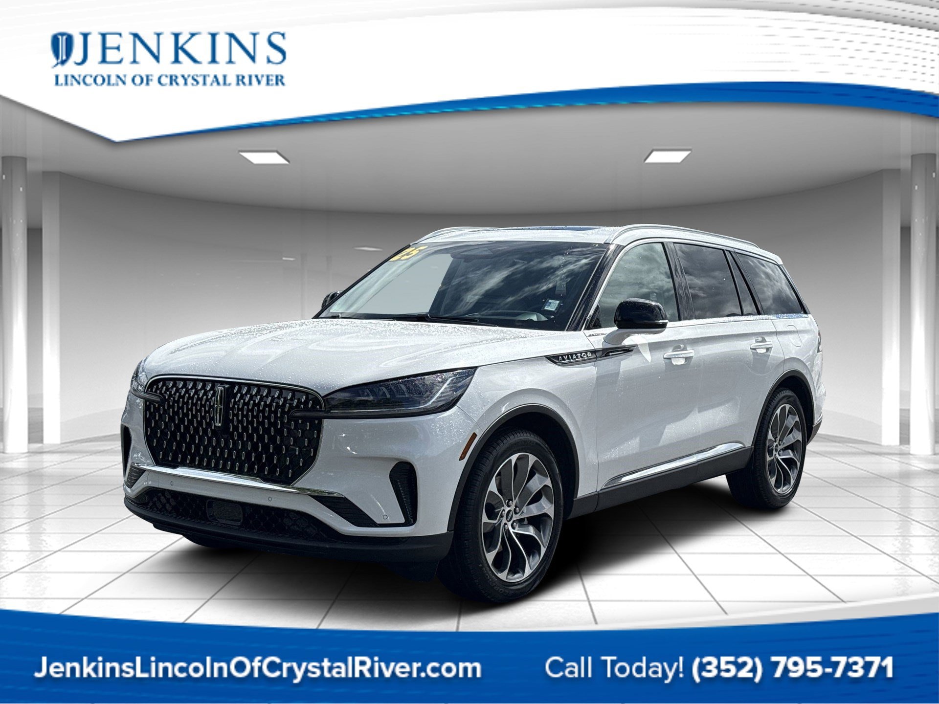 2025 Lincoln Aviator Premiere's photo