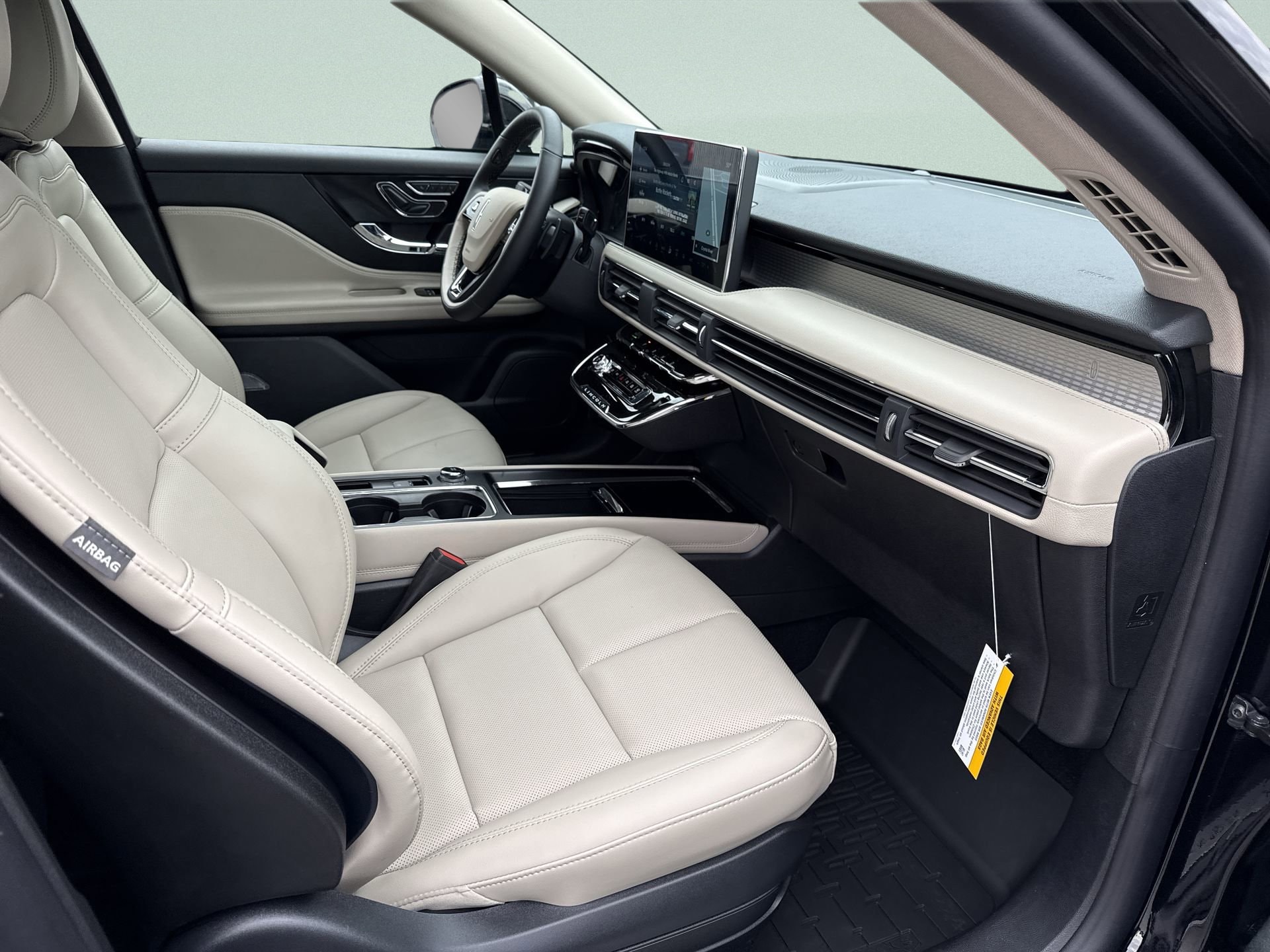 2026 Lincoln Corsair Premiere - Photo 36