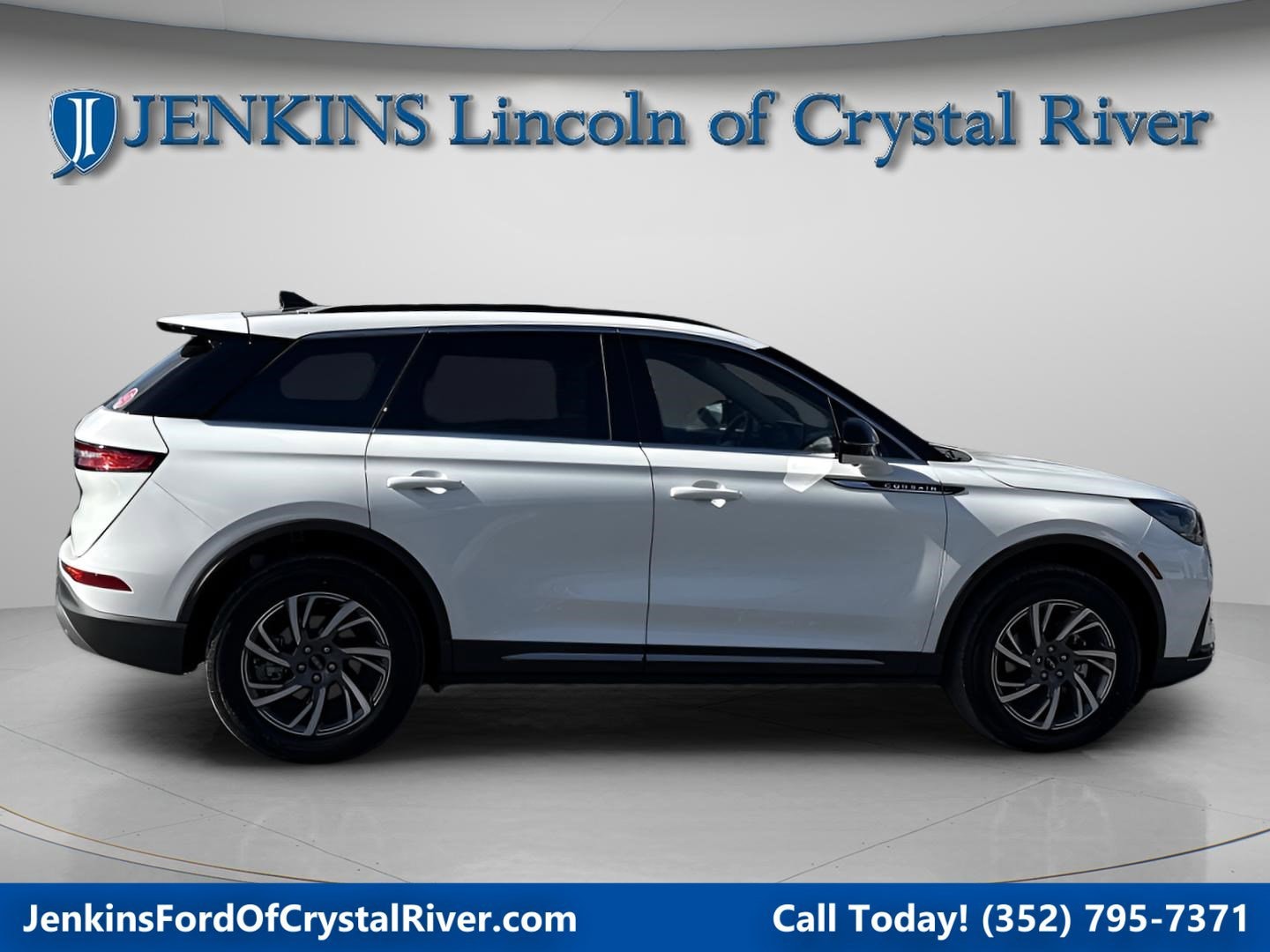 2026 Lincoln Corsair Premiere