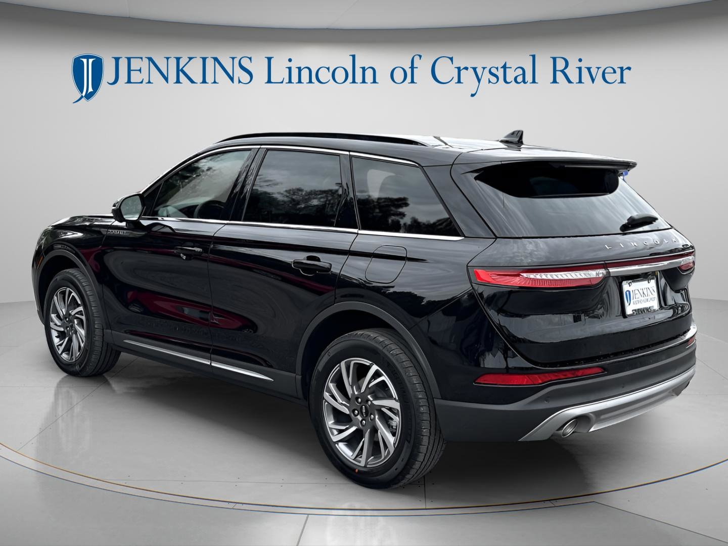 2026 Lincoln Corsair Premiere - Photo 9