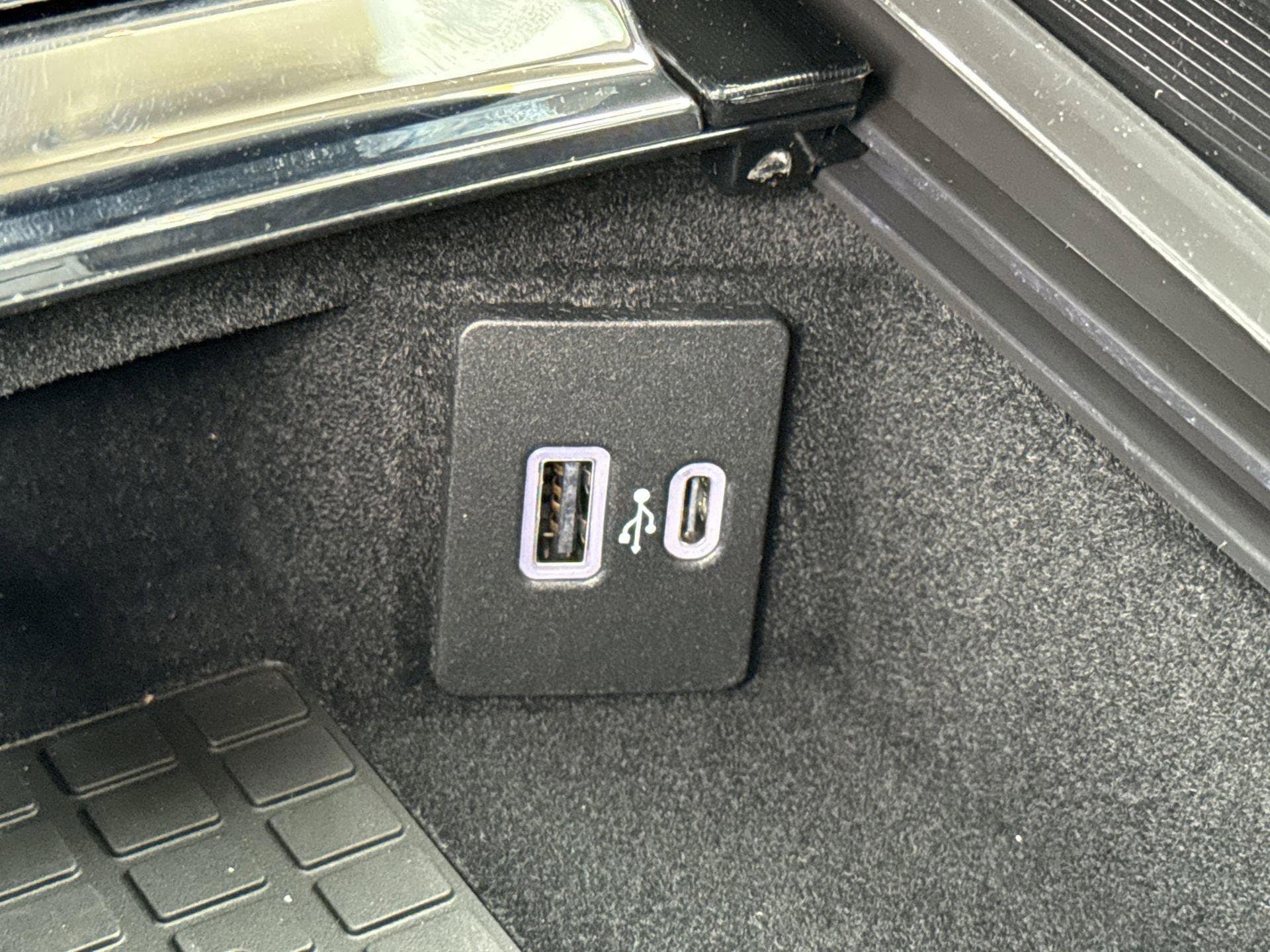 2026 Lincoln Corsair Premiere - Photo 38