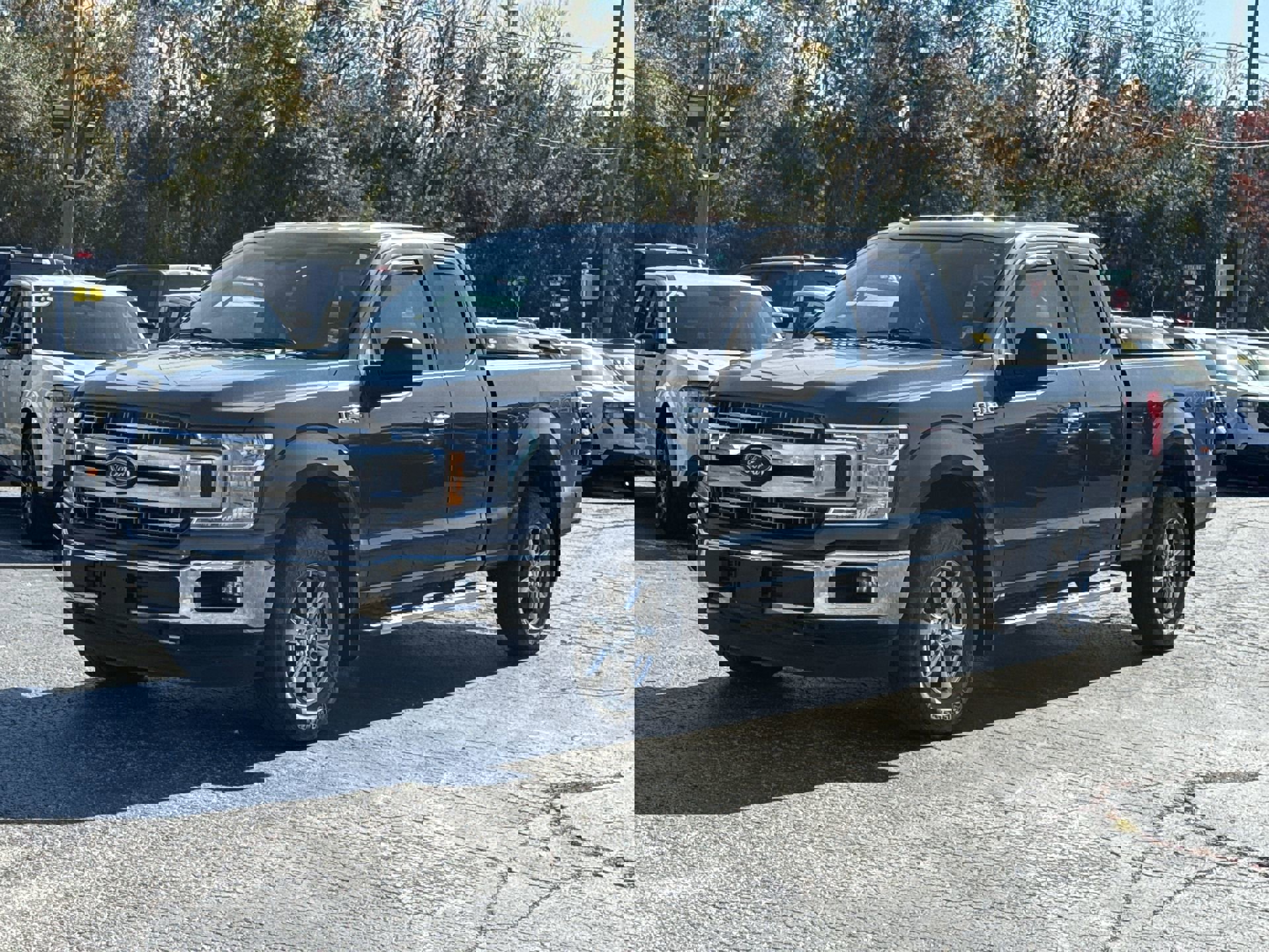 2020 Ford F-150 XLT photo 2