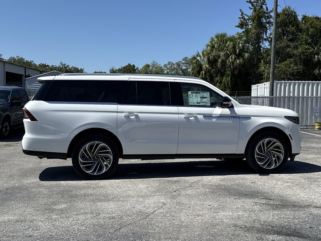 New 2025 Lincoln Navigator L Reserve Reserve 4x4