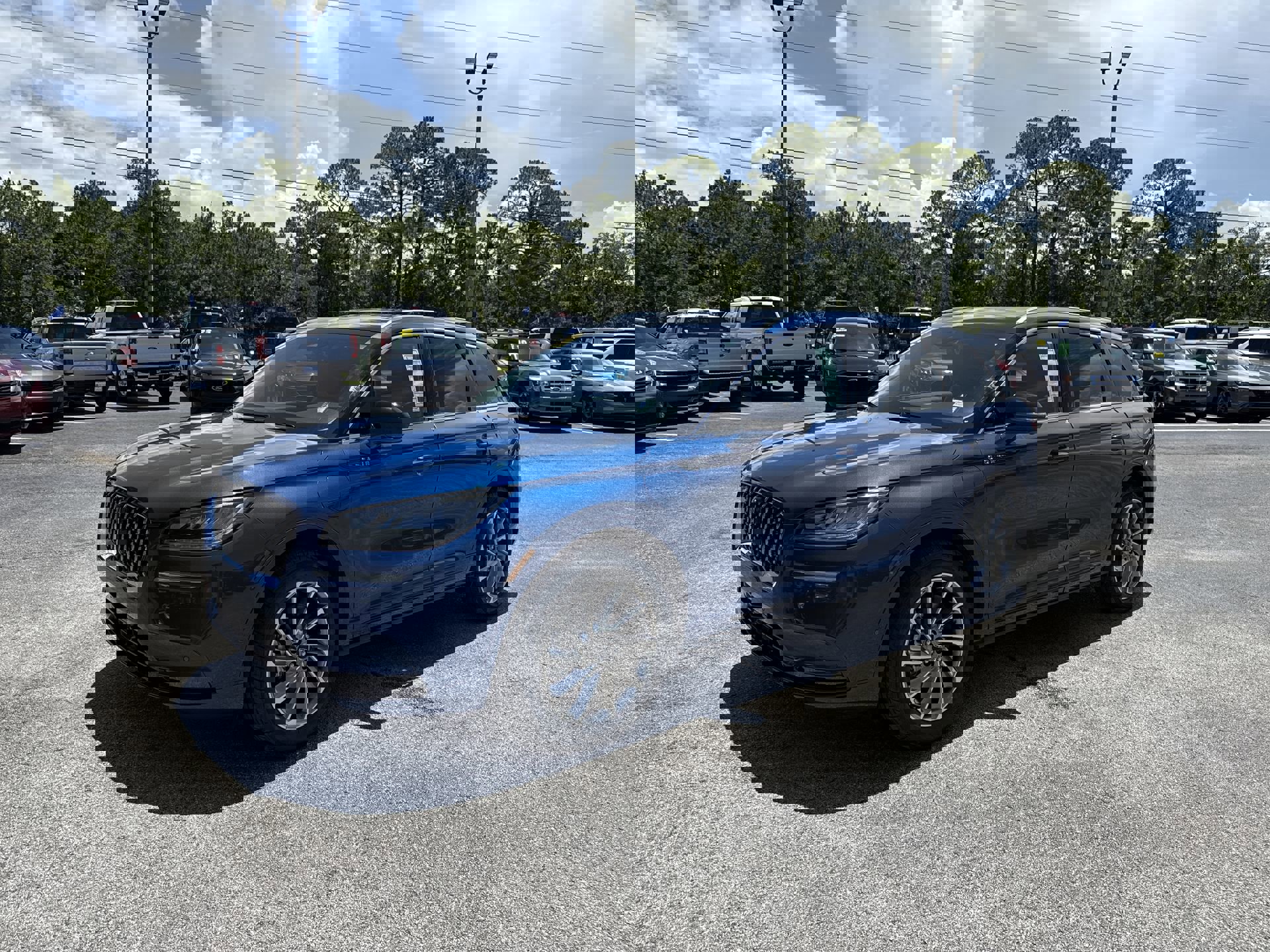 2021 Lincoln Corsair Grand Touring photo 2
