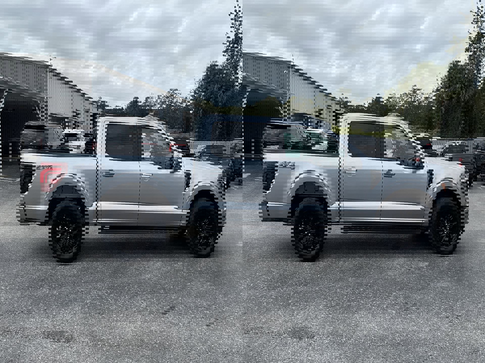 2025 Ford F-150 Lariat photo 3