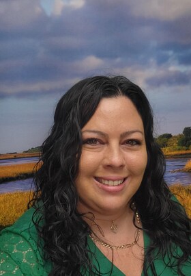 Staff member Marie Simmons from ID_c5395f99a3f5