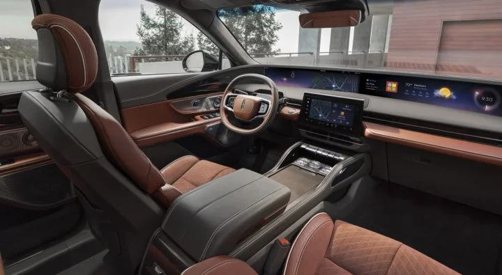 2024-Lincoln-Nautilus-Hybrid-Black-Label-Redwood-Press-Photos-Interior-004-cabin-dash-horizontal-instrument-panel-display-screen-720x395.webp