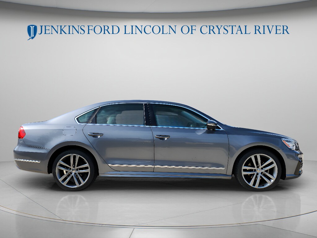Used 2016 Volkswagen Passat 1.8T R-Line w/PZEV Sedan
