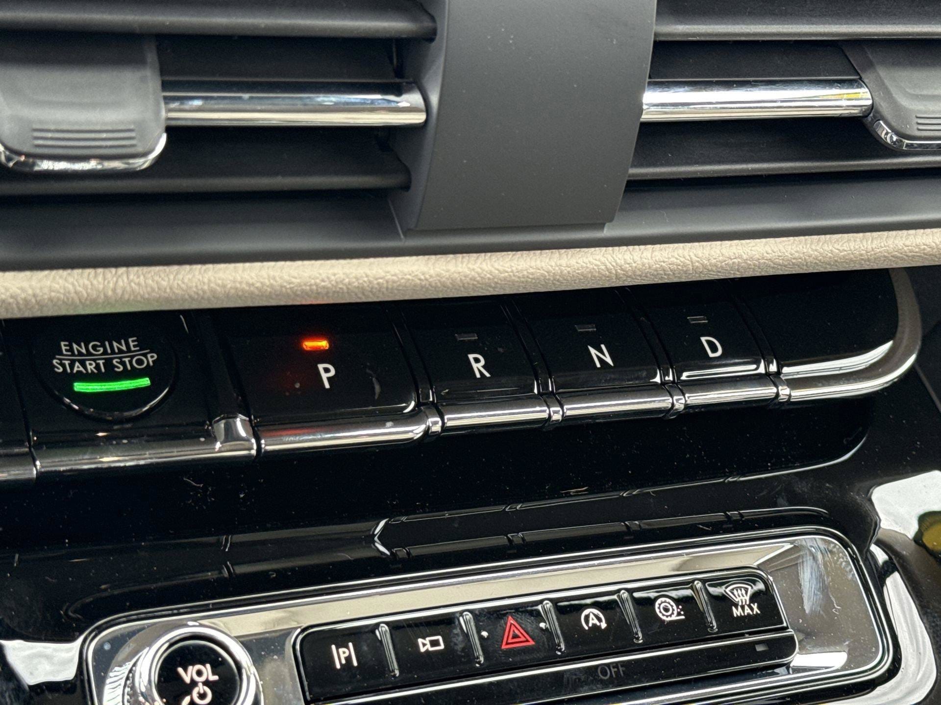 2026 Lincoln Corsair Premiere - Photo 40