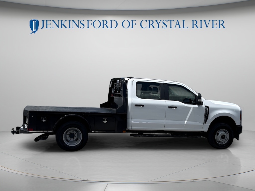 Used 2025 Ford F-350 Truck Crew Cab