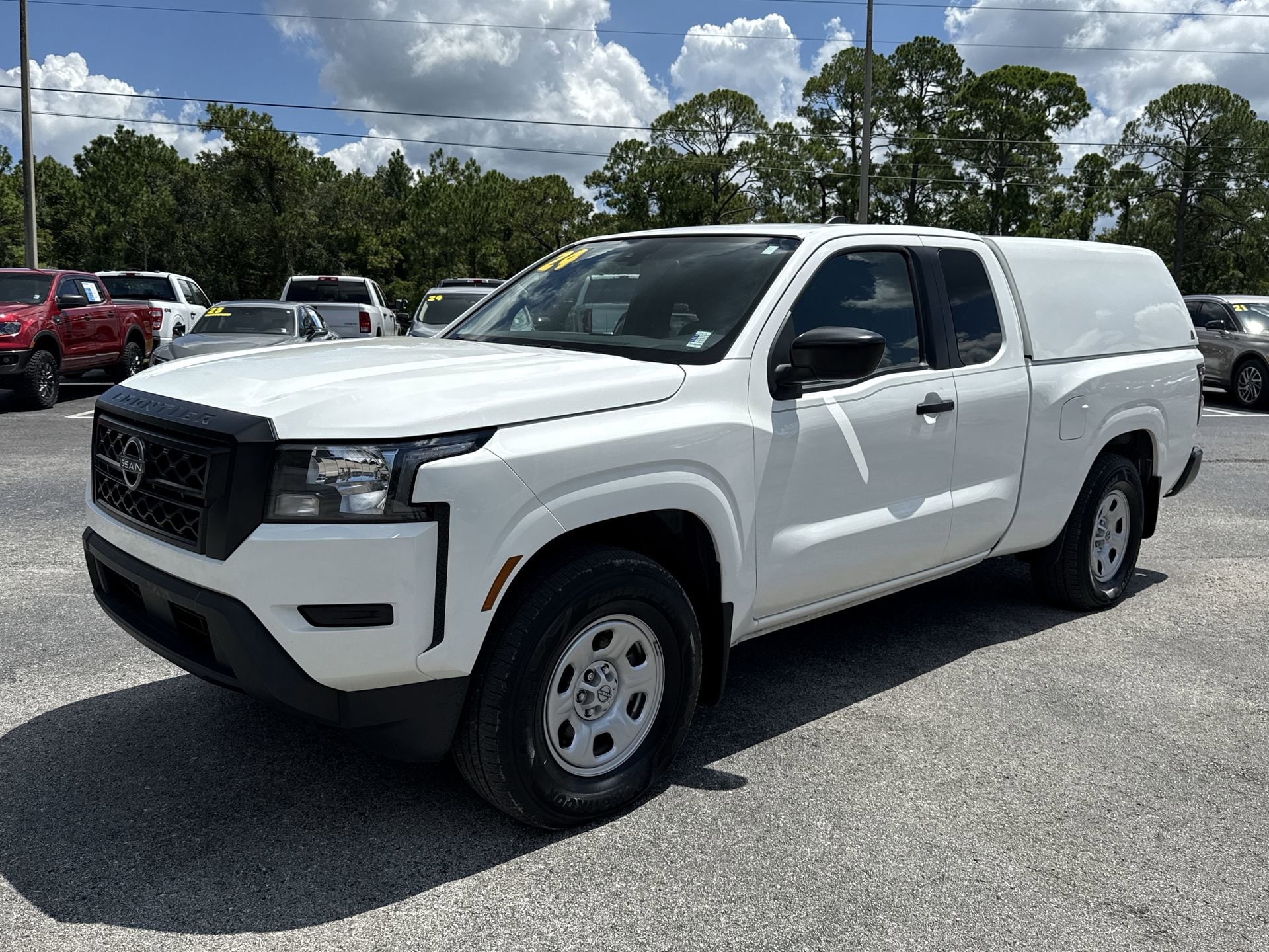 2024 Nissan Frontier S King Cab photo 2