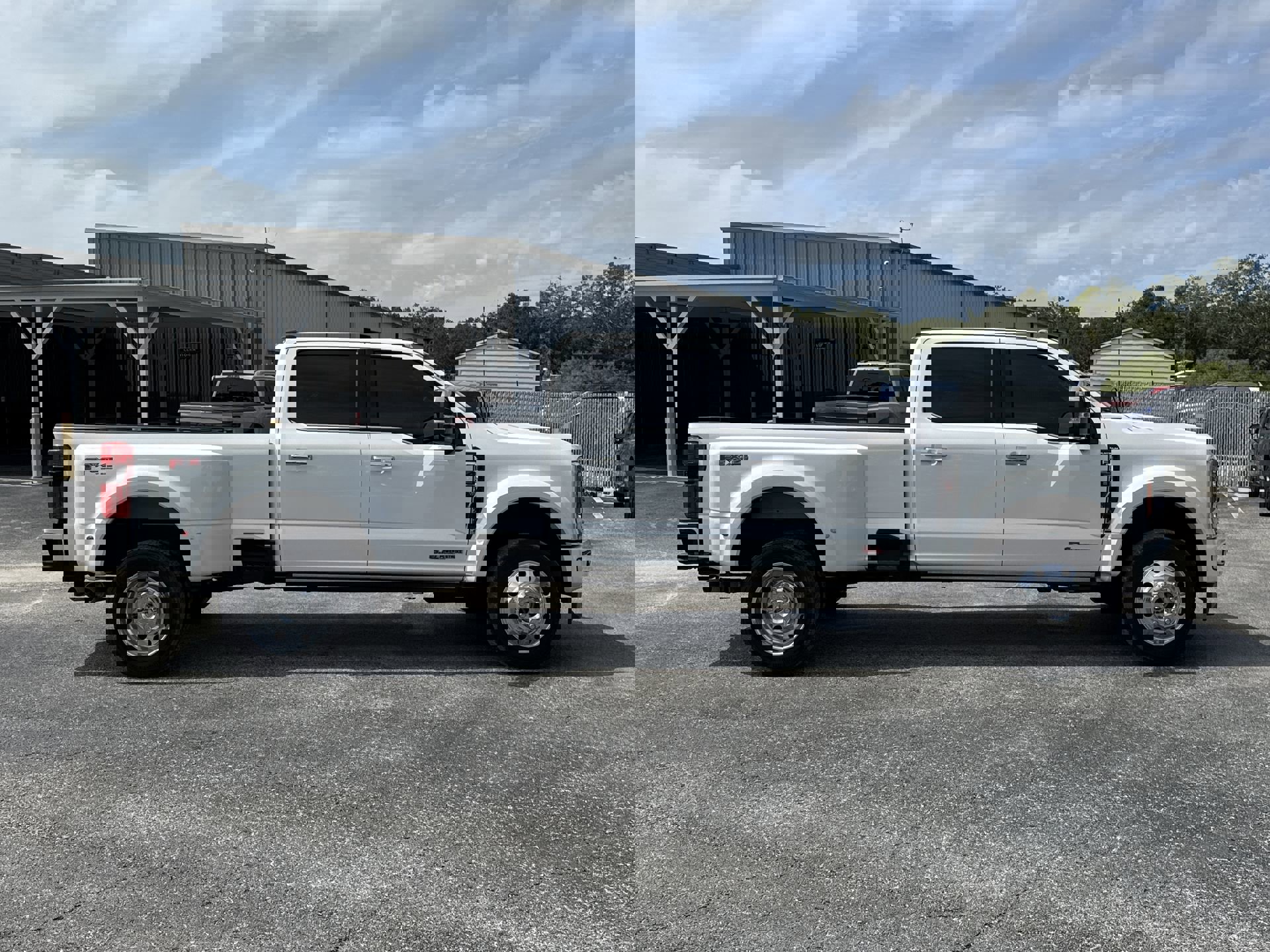 2023 Ford F-450 Platinum photo 3
