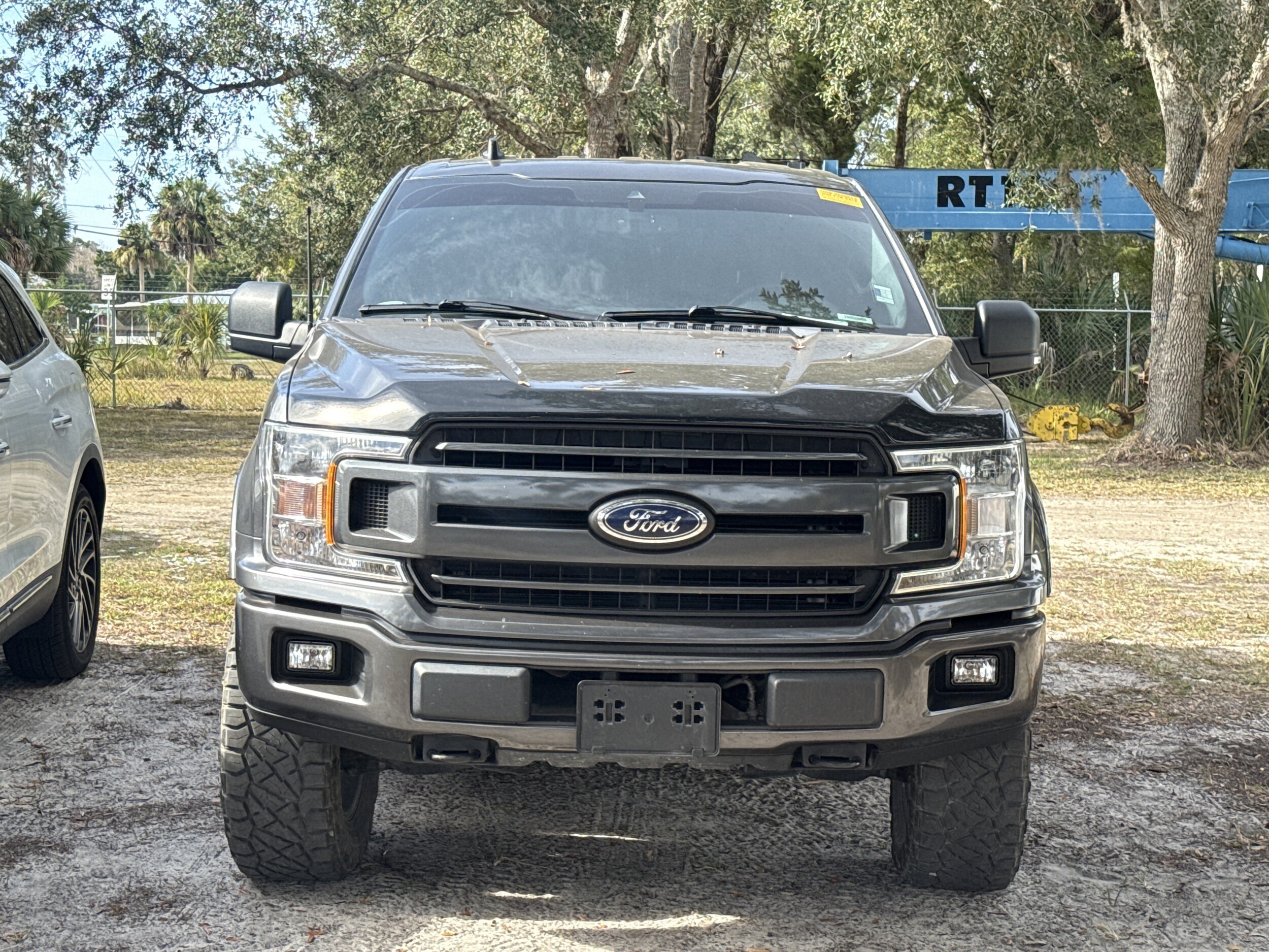 2020 Ford F-150 XLT photo 3