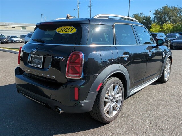 2023 Mini Cooper S photo 2
