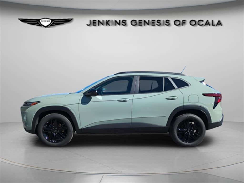 Used 2025 Chevrolet Trax Activ SUV