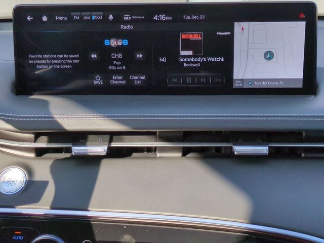 2025 GENESIS GV70 Standard - Photo 14
