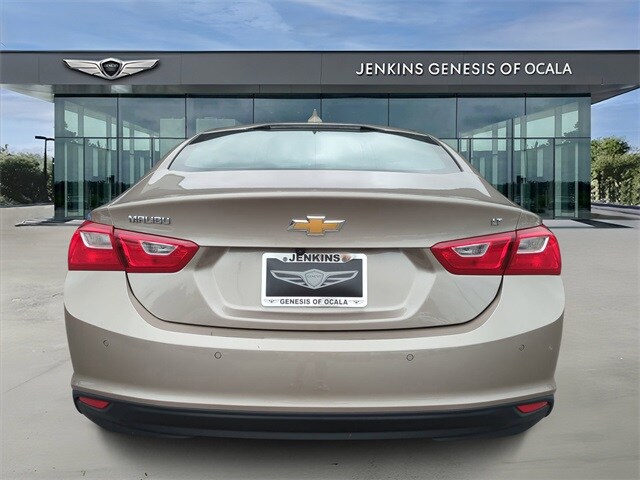 2024 Chevrolet Malibu 1LT photo 3