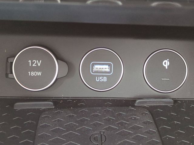 2025 GENESIS G70 Sport Advanced - Photo 21