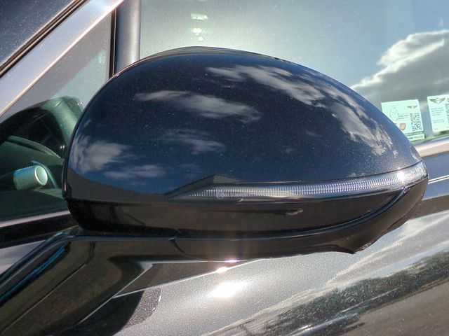 2025 GENESIS GV70 Standard - Photo 28