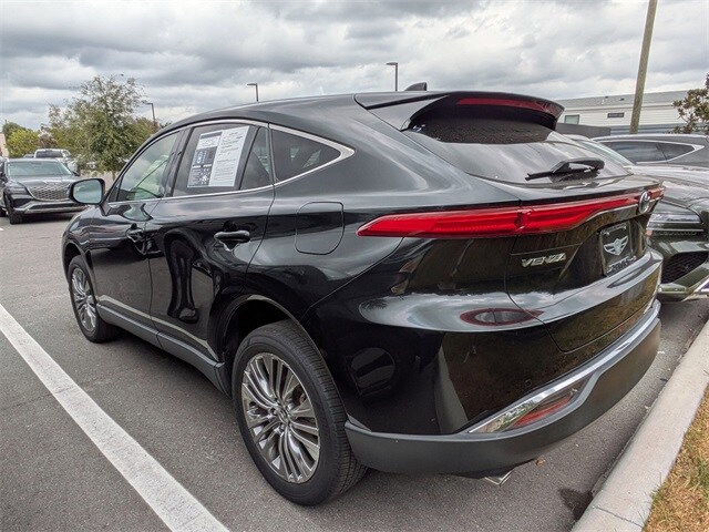 2022 Toyota Venza Limited photo 4