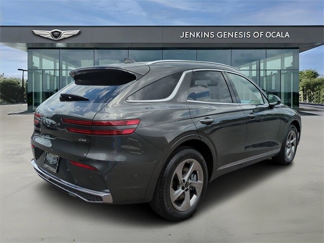 2026 Genesis GV70 2.5T Advanced photo 3
