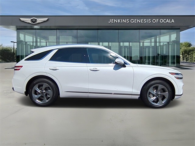 2026 Genesis GV70 2.5T Advanced photo 2