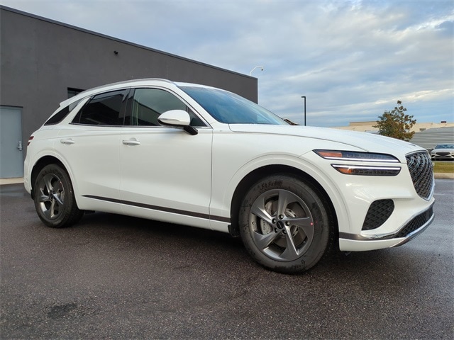 2026 GENESIS GV70 Select's photo