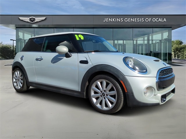 2019 MINI Hardtop 2 Door S's photo