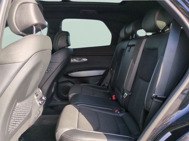 2025 GENESIS GV70 Standard - Photo 10
