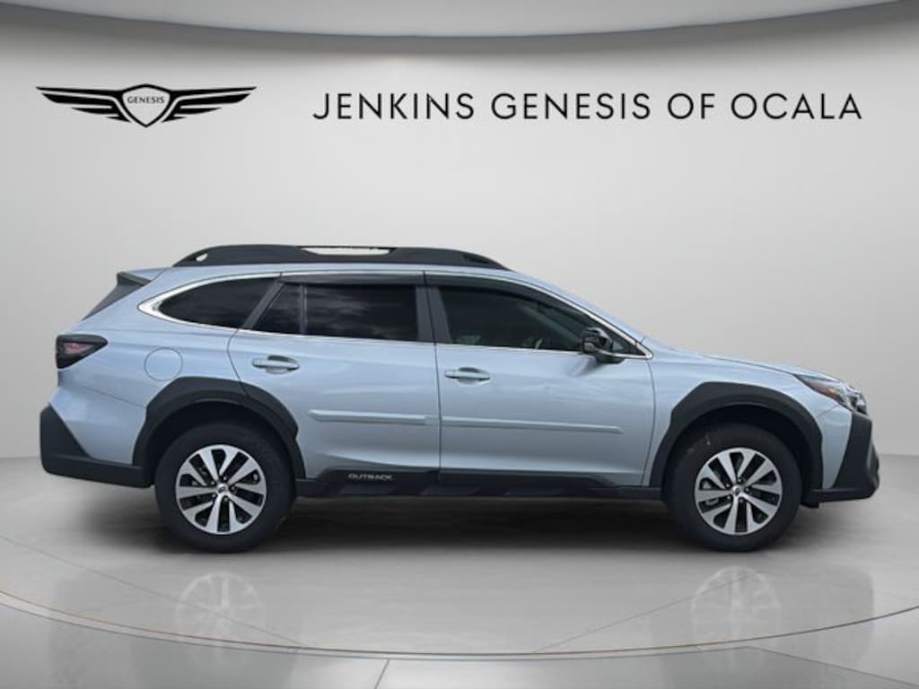 Used 2025 Subaru Outback Premium SUV
