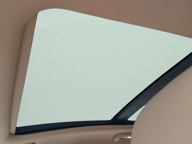 2025 GENESIS G80 Advanced - Photo 17