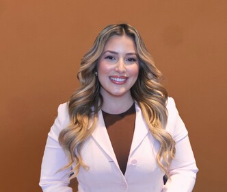 Staff member Samantha Alvarez from ID_91f303497fae