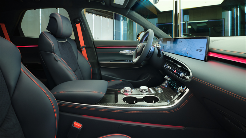 2027 Genesis GV70 interior image