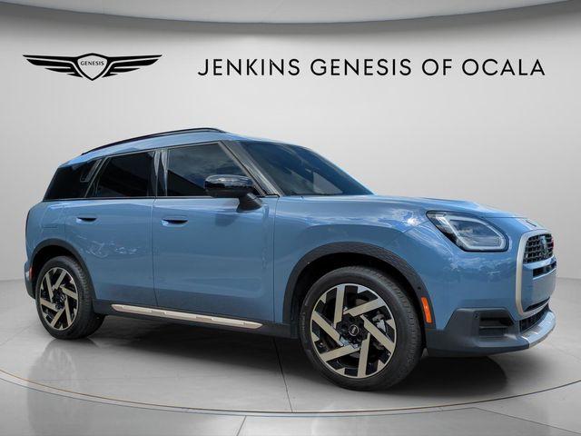 2025 MINI Countryman S ALL4's photo