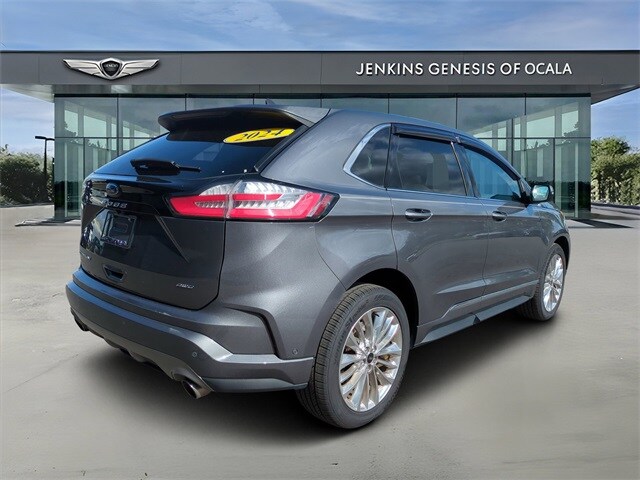 2024 Ford Edge Titanium photo 2