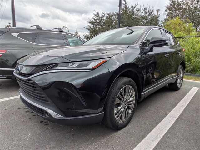 2022 Toyota Venza Limited photo 4