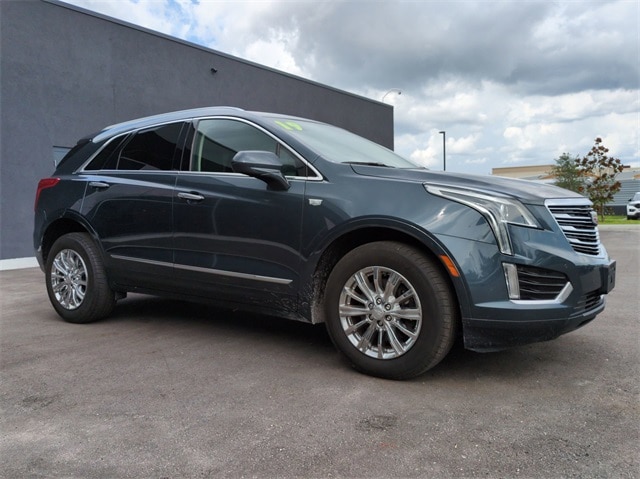 Used 2019 Cadillac XT5 Luxury with VIN 1GYKNDRS3KZ135374 for sale in Ocala, FL