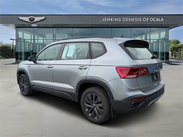 2024 Volkswagen Taos S photo 4