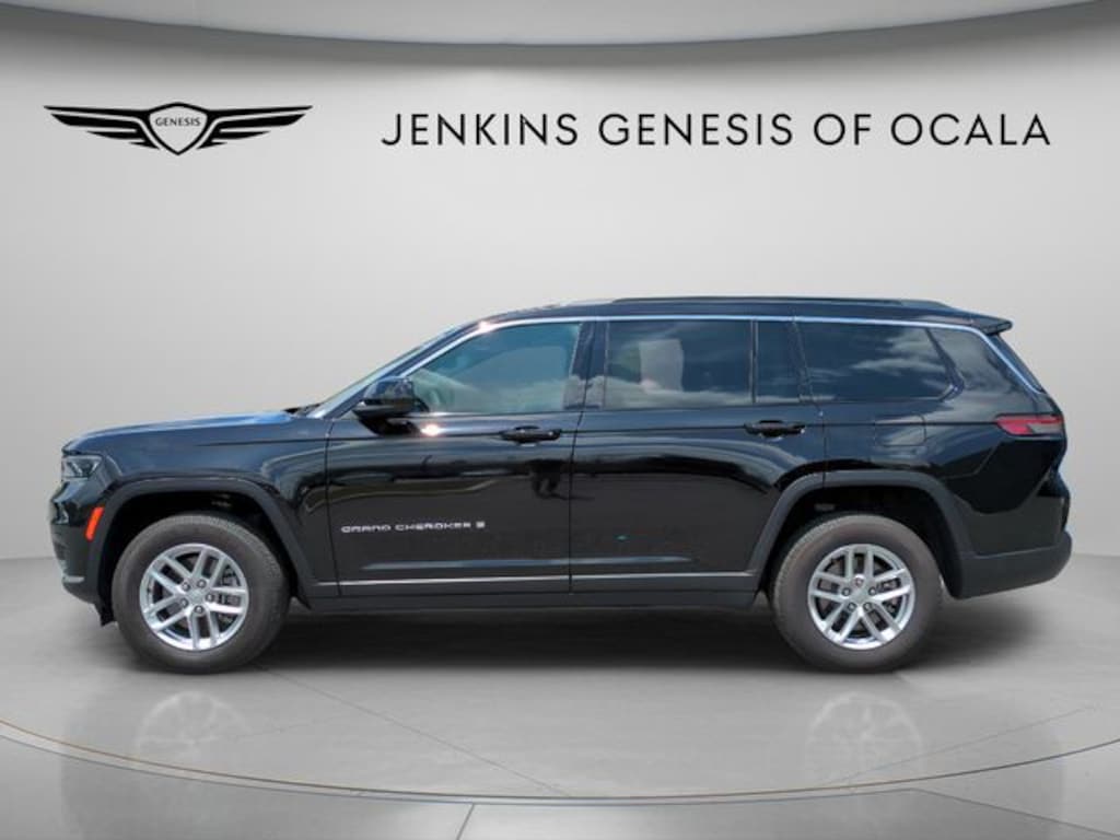 Used 2024 Jeep Grand Cherokee L Laredo SUV