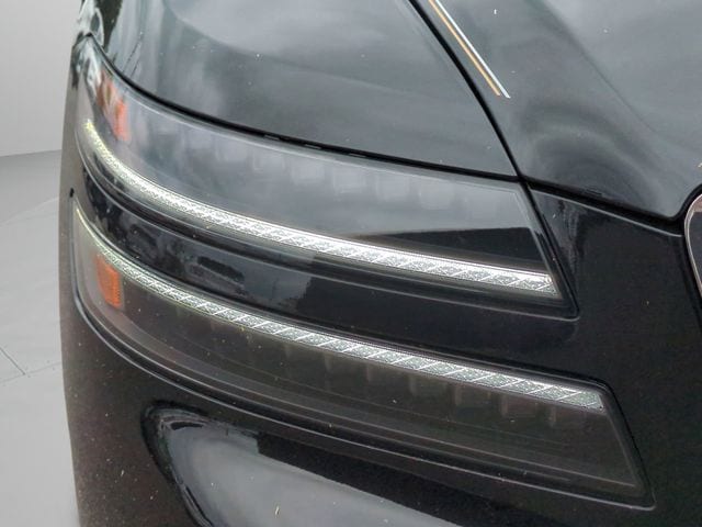 2025 GENESIS G80 Advanced - Photo 9