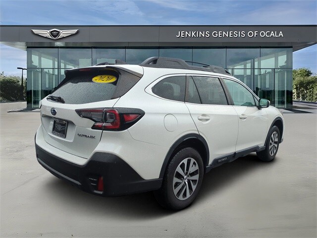 2020 Subaru Outback Premium photo 3