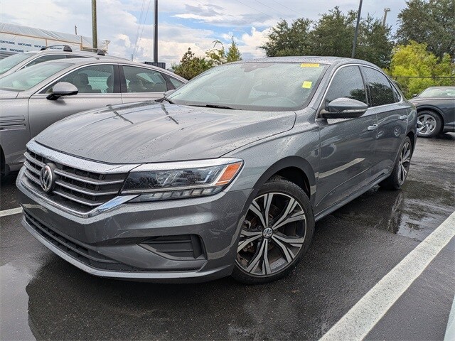 2021 Volkswagen Passat 2.0T SE photo 4