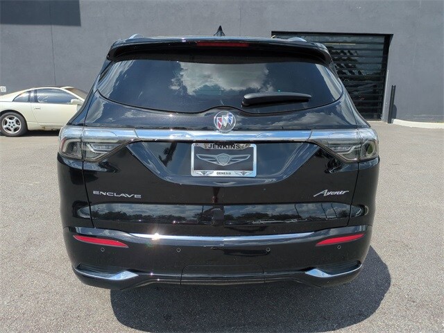 2022 Buick Enclave Avenir photo 4