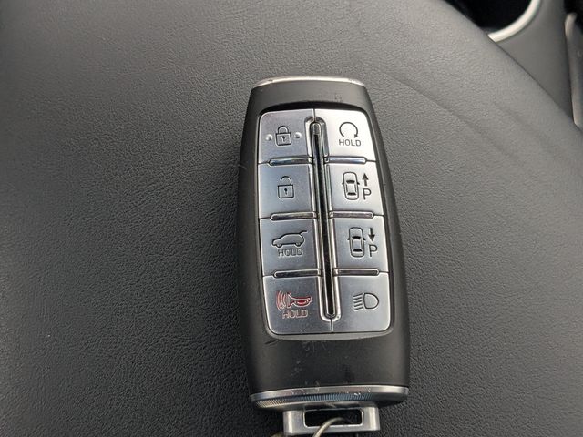 2025 GENESIS GV70 Standard - Photo 29
